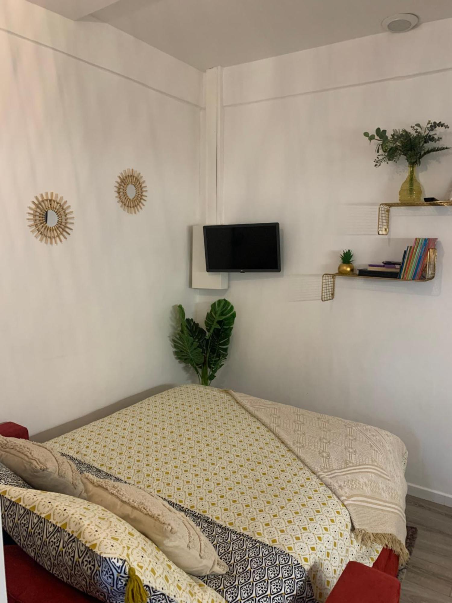 Paris Jolie Studio Cosy Exterior photo